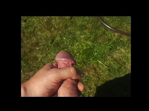 ❤️ Hottie se deja follar el coño rosa y se corre con un chorro en un jardín de verano ️❌ Porno en es.pornohdmega.ru ❌️